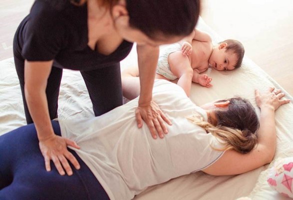 shiatsu_postparto1_maternita_venezia_melissa